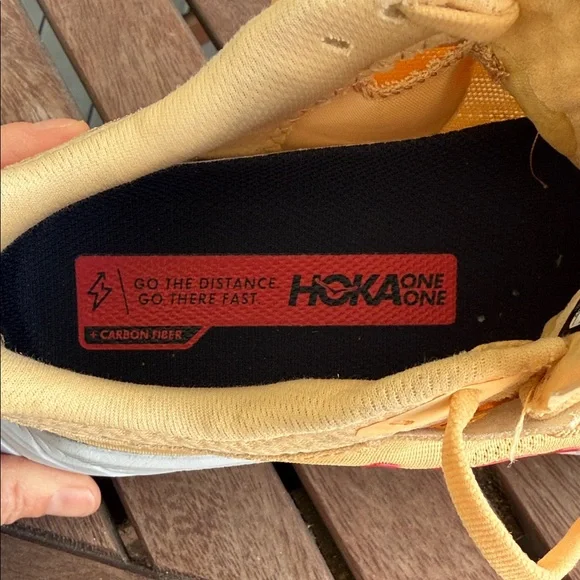 Hoka Women’s Carbon X 2 running shoes - Picture 5 of 9